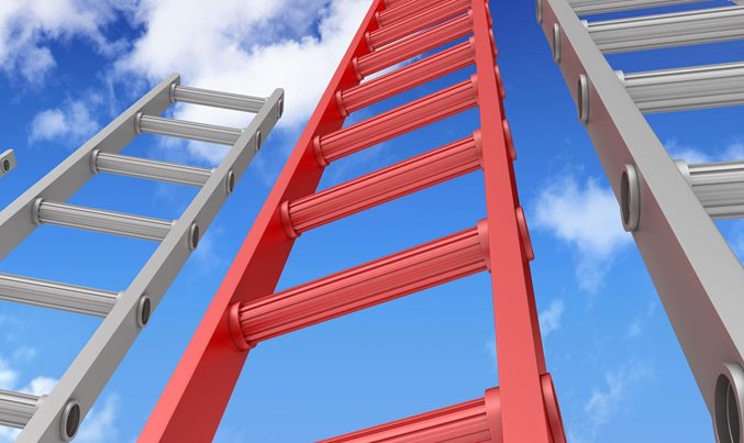 Leaders and laggards in enterprise cloud infrastructure adoption