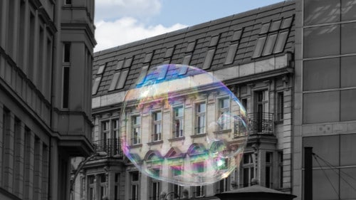 An early warning system for asset bubbles