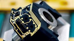 Quarterly-2015_web_executivesIOT_525434225_1536_Browse