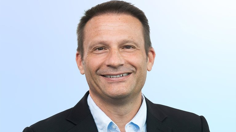 Norman Roth headshot