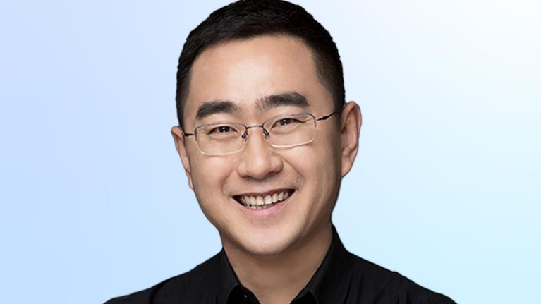 Xiaohui Ding headshot