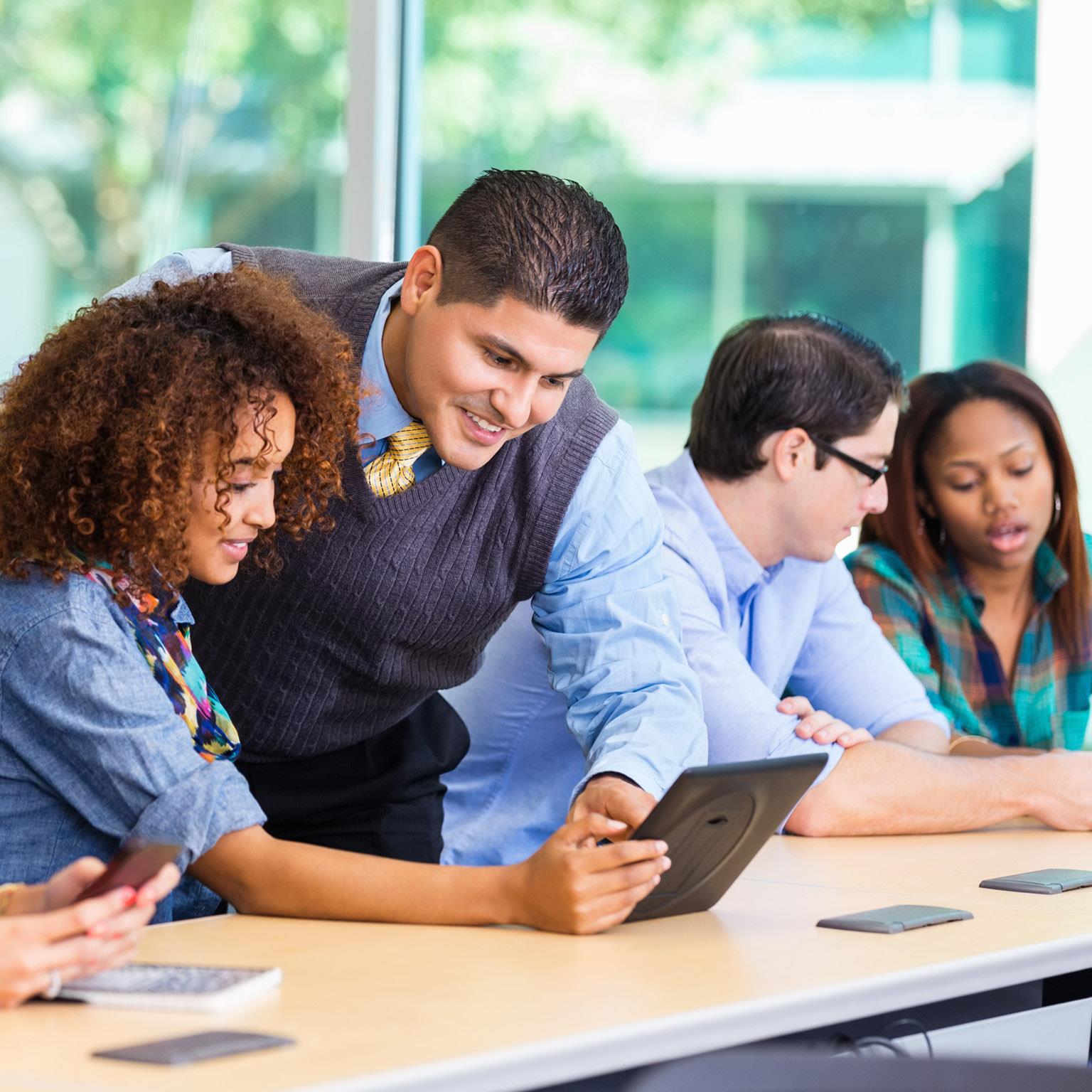 Three_more_reasons_why_US_1536x1536_700_Standard