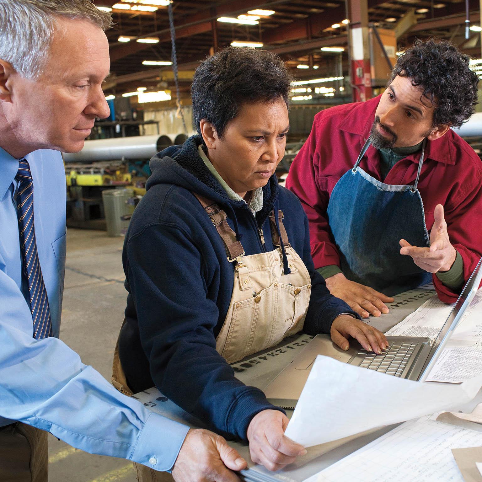 Leading_and_governing_1536_1536_Original