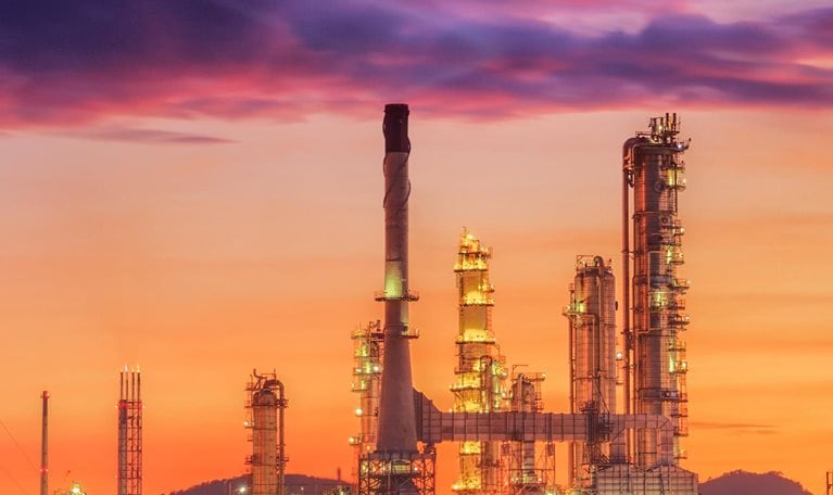 The conundrum of new complex refining investments