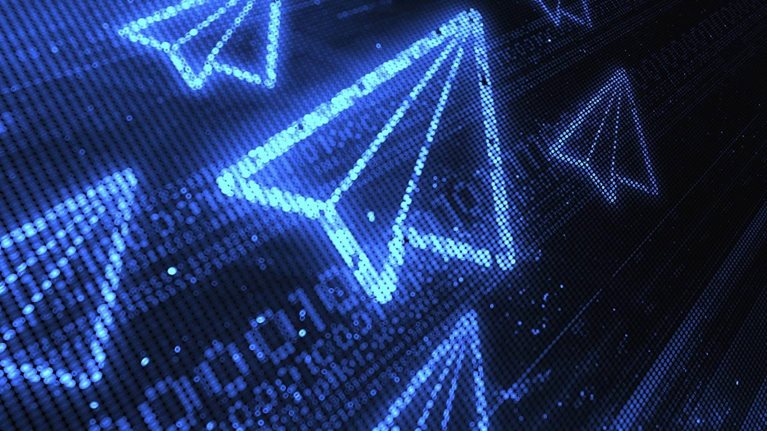 Insights_MoBT-41_Moving-from-paper-to-pixels_1536x1536_100_Standard