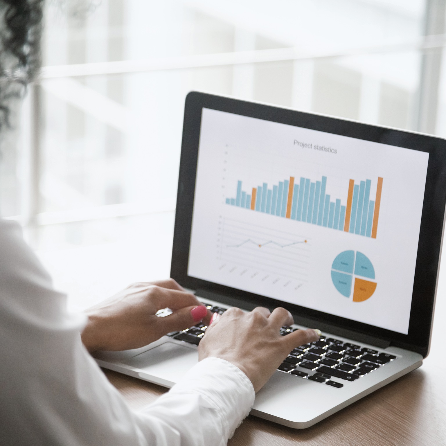 How data analytics helps sales reps win more deals