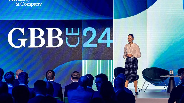 Green business building: Potential and challenges in Central Europe