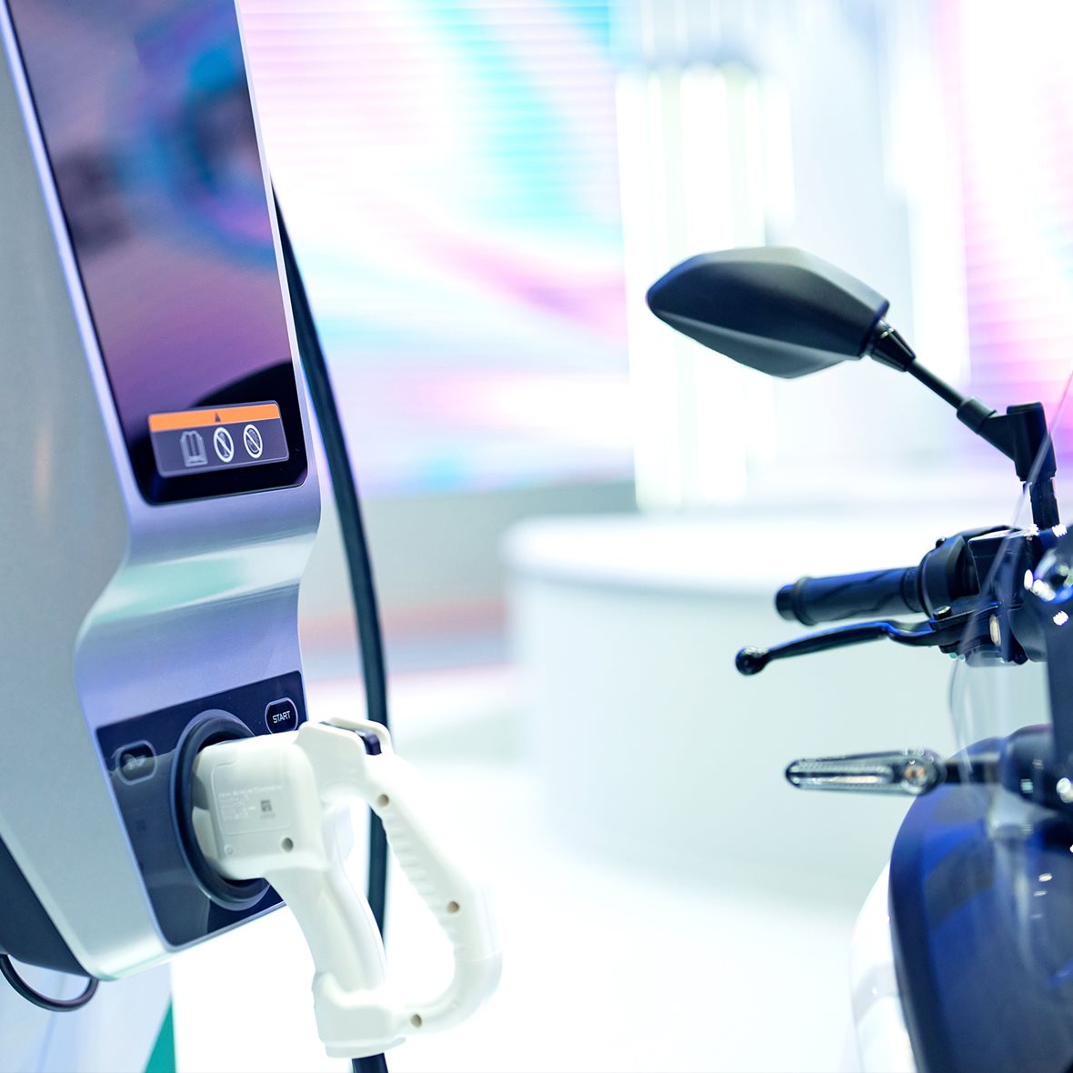 Charging of an electric two-wheeler