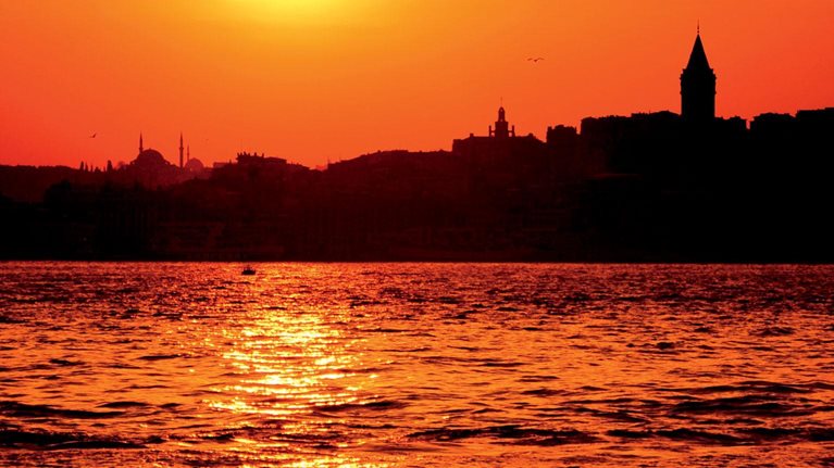 Lessons-from-the-diwaniya_1536x1536_Original