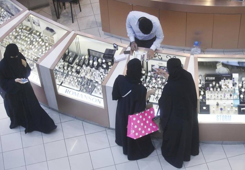 Saudi consumers ready for pre-pandemic levels of shopping and travel, survey finds