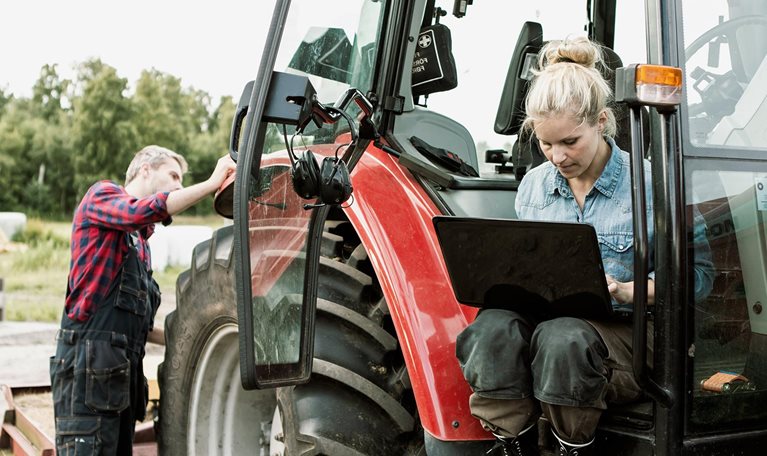 Farmers value digital engagement, but want producers to step up their game