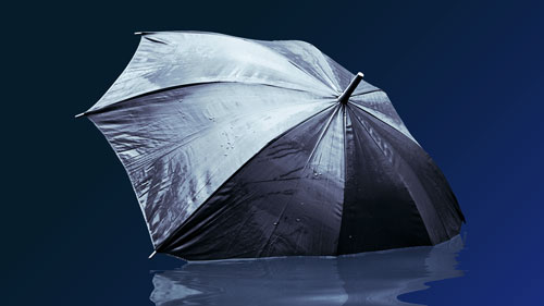 Climate risk and response: Physical hazards and socioeconomic impacts 