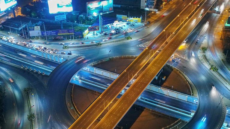 Notes from the AI frontier: Applications and value of deep learning