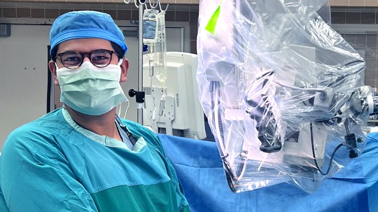 Dr. Mark Zaki in the operating room