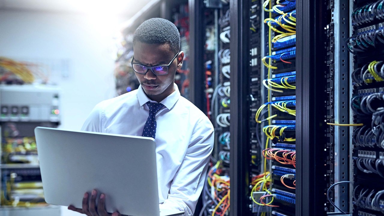 Helped a global retailer exit a data center in five months