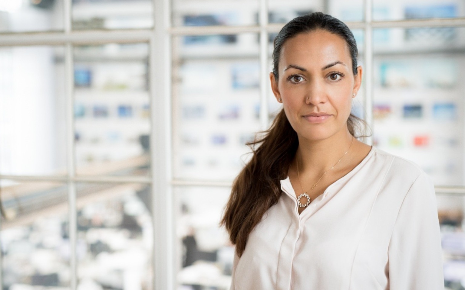 Sheela Miani headshot