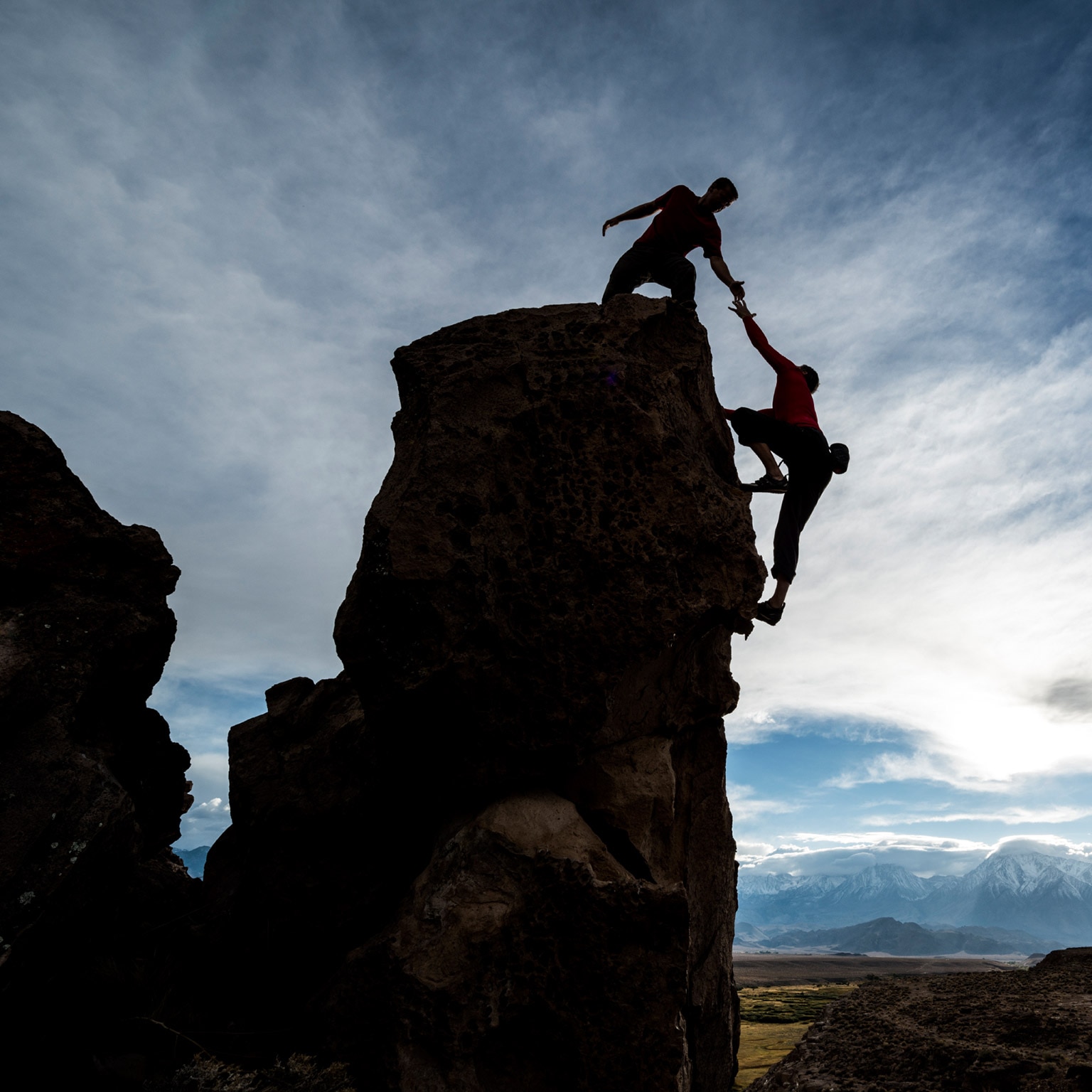 Image_hero-cmos-on-their-side-app