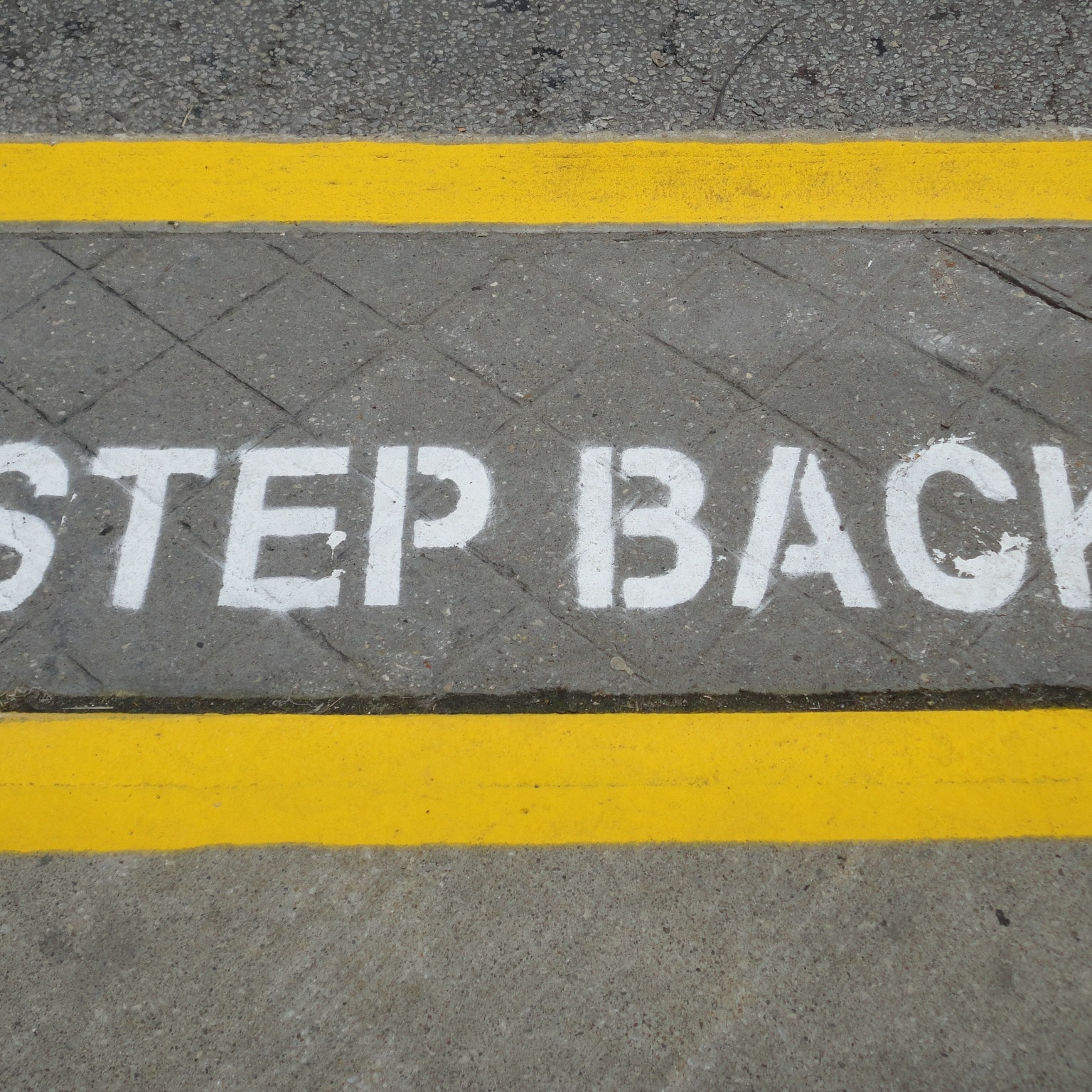 Image_hero-CSI-one-step-back-app