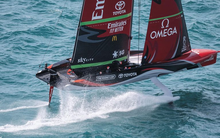 Flying across the sea, propelled by AI