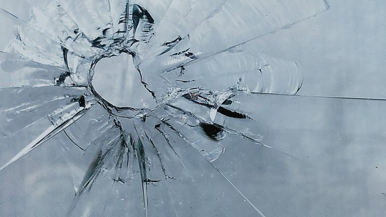 q16_web_a digital crack in bankings business model1536x1536_Standard