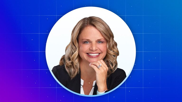 Polly Nicholas headshot