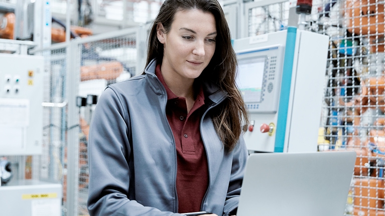 Industry 4.0: Reimagining manufacturing operations after COVID-19