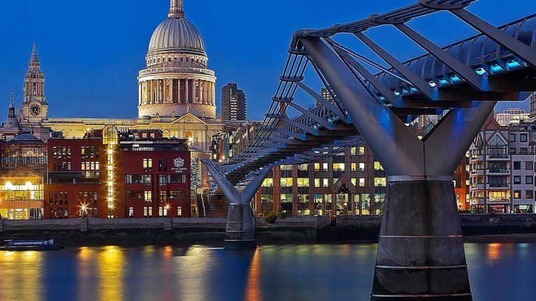 Insights_GII_Sending-the-right-infrastructure_1536x1536_400_Standard