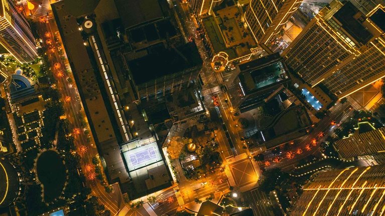 Smart city resilience: Digitally empowering cities to survive, adapt, and thrive