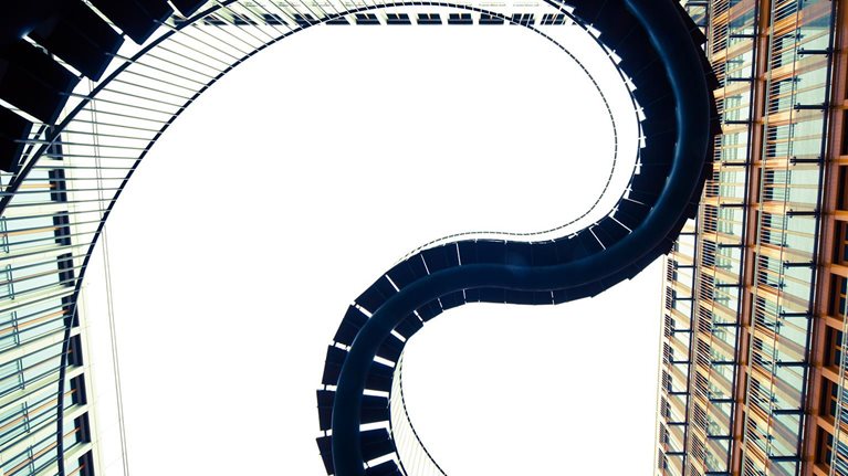 q16_web_ahead-of-the-curve_168518522_1536x1536_Standard