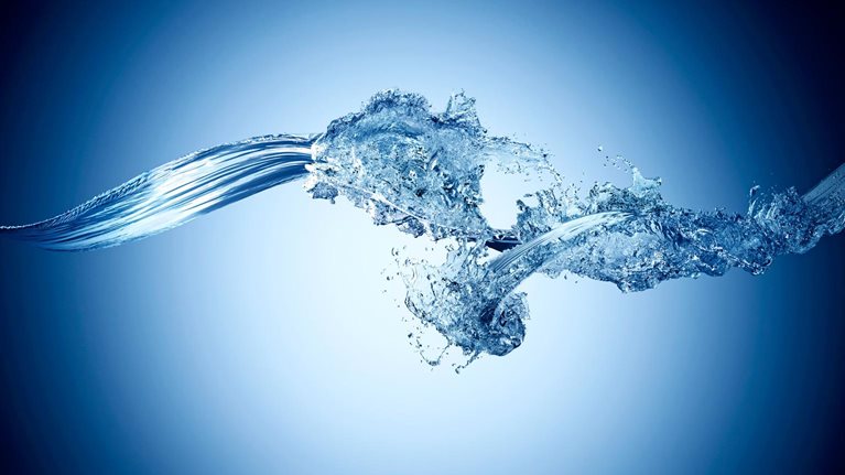 Water splash collision in midair