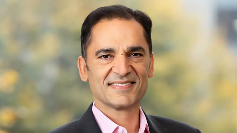 Portrait of Udit Batra, CEO of Waters Corporation