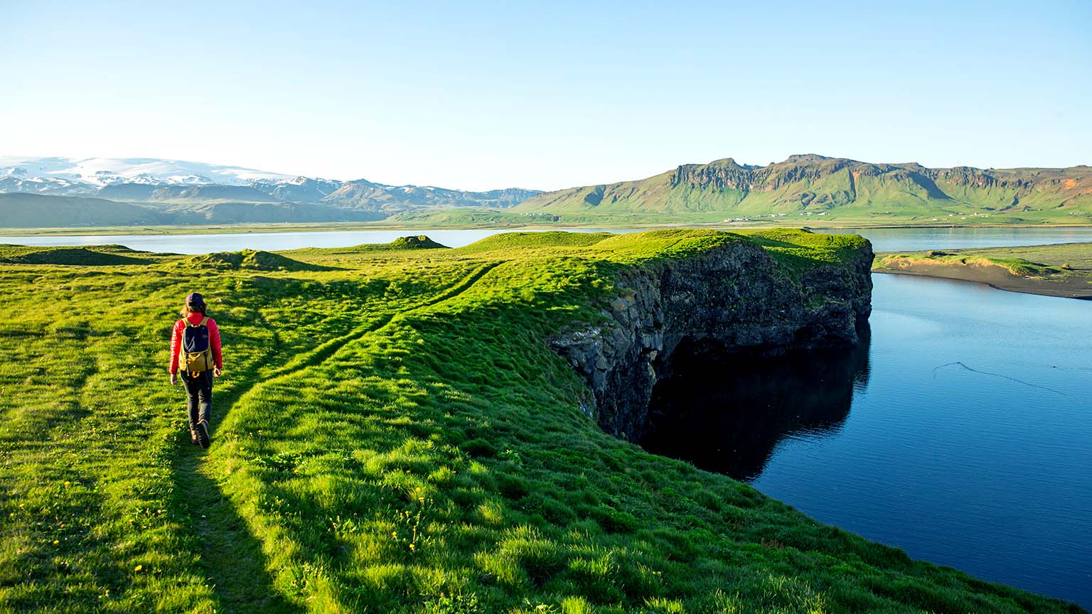 остров языка. редонда антигуа. деревня гасадалур, фарерские острова. хуанчо-ираускин. фарерские острова (faroe islands), дания.