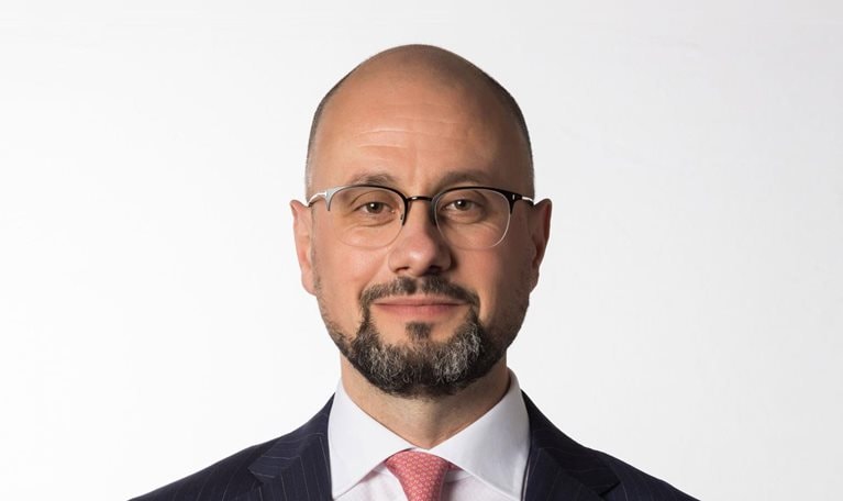 Did online delivery kill the vending machine?