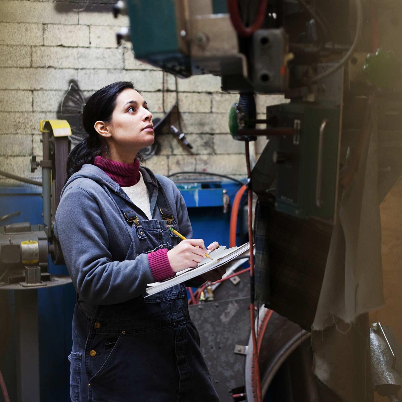 do-american-workers-feel-they-can-make-it_131574252_1536x1536_100_Standard