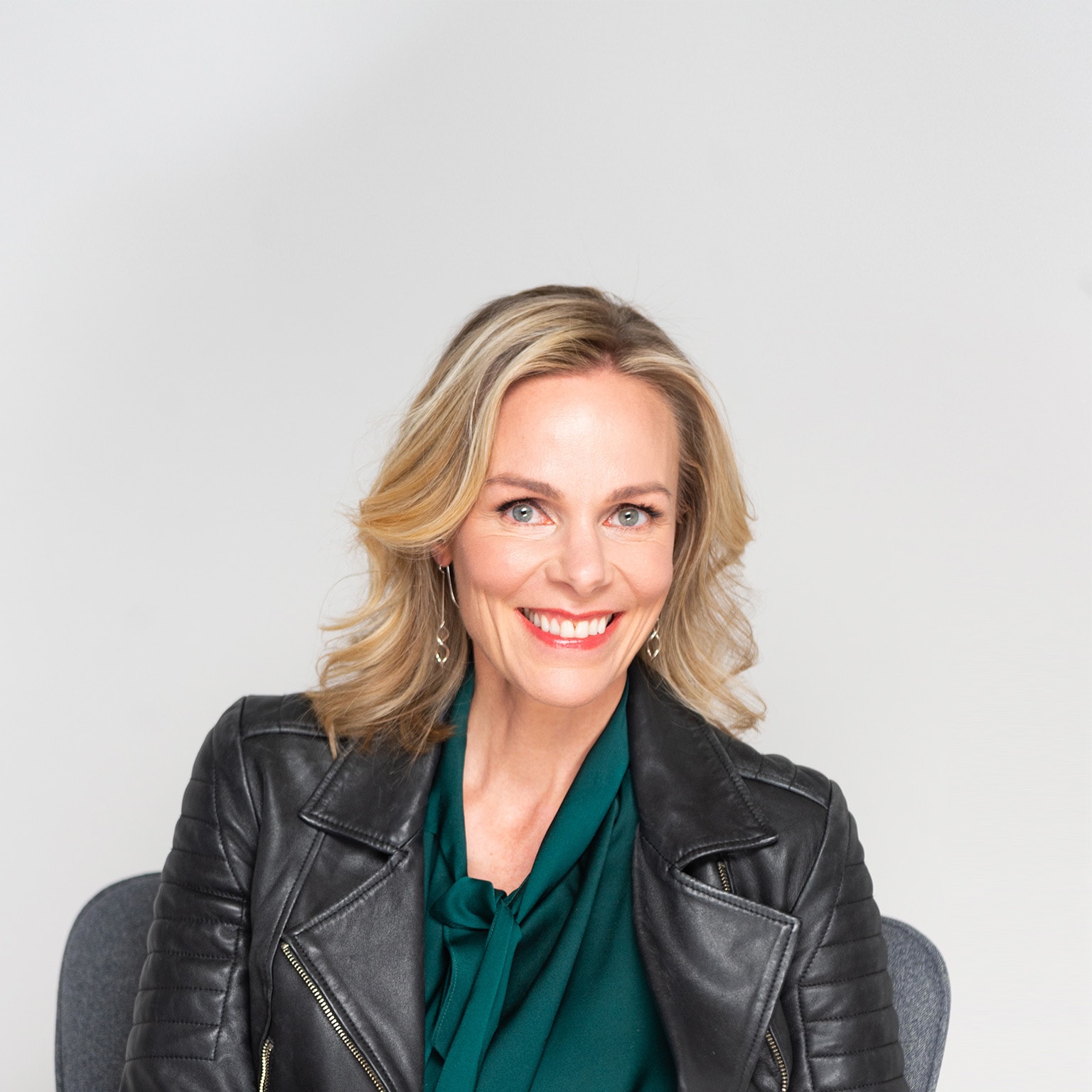 Portrait of Anu Bradford.