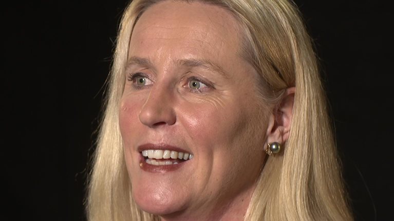 iris-bohnet_00-04-57-29_1536x1536_Standard