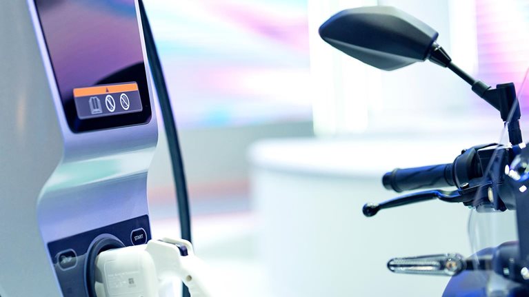 Charging of an electric two-wheeler