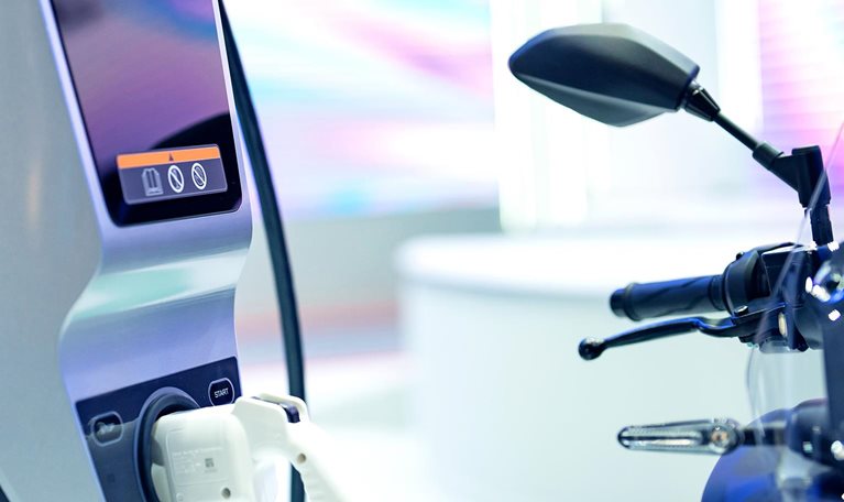 Charging of an electric two-wheeler