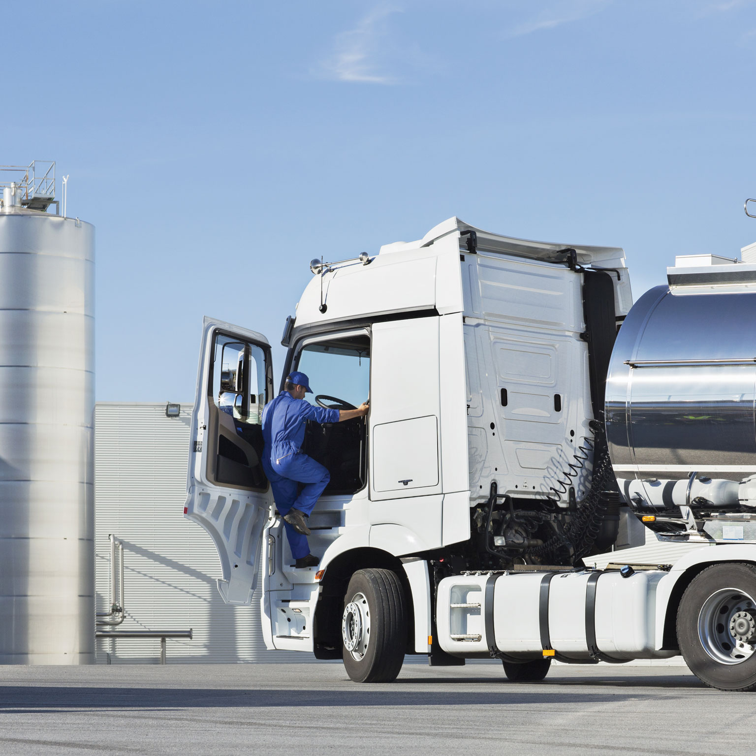 Gearing up for growth: Future perspectives on the global truck market