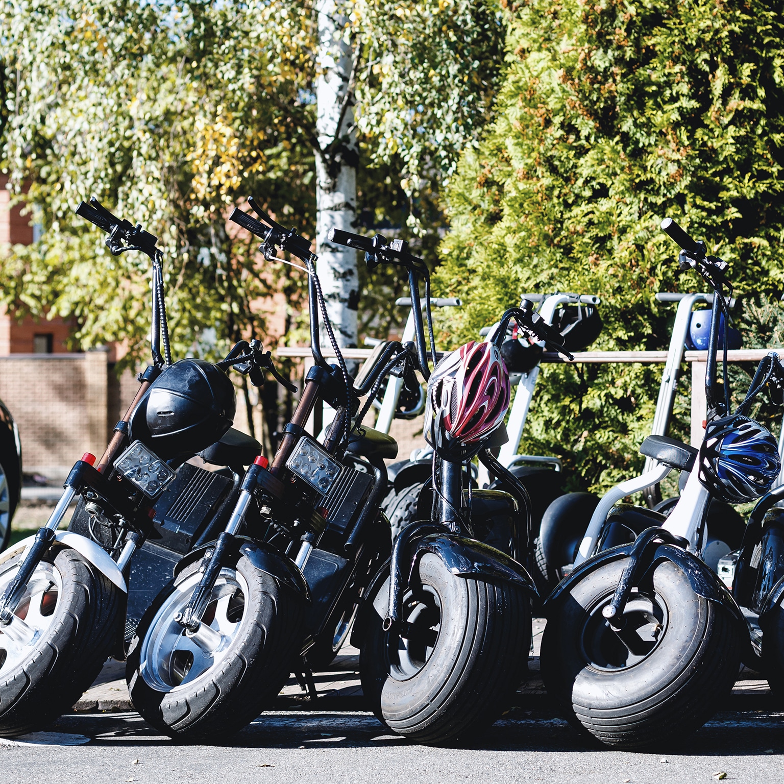 Global emergence of electrified small-format mobility