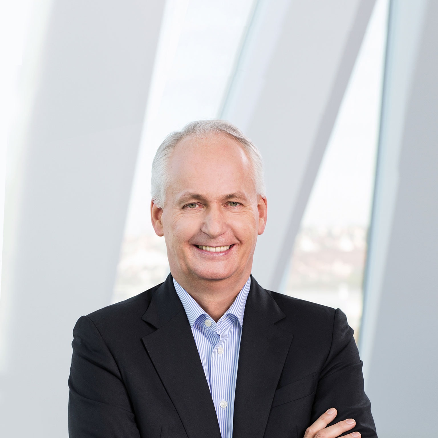 Insights into China’s dynamic auto market: An interview with Hubertus Troska, Daimler’s Board Member responsible for Greater China