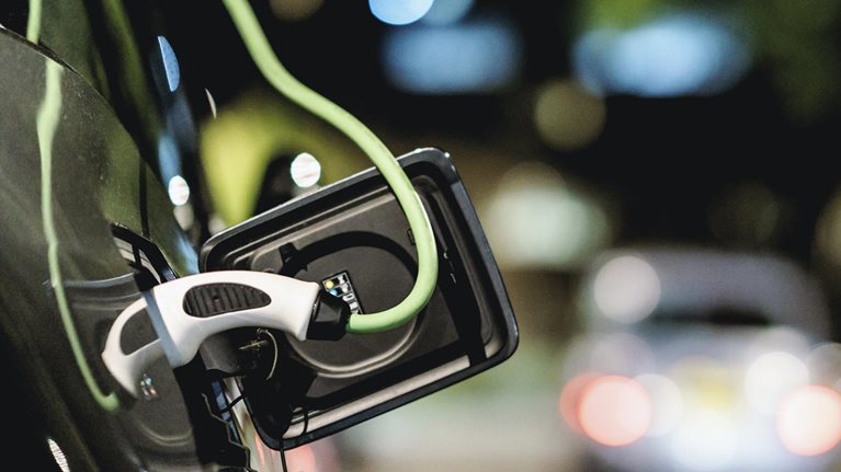 Leaving the niche: Seven steps for a successful go-to-market model for electric vehicles