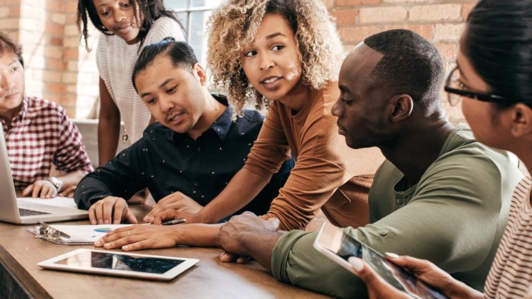 photo students working at desk