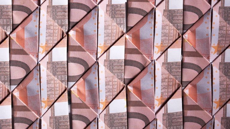 From transparency to insights: McKinsey's insurance cost benchmarking 2016