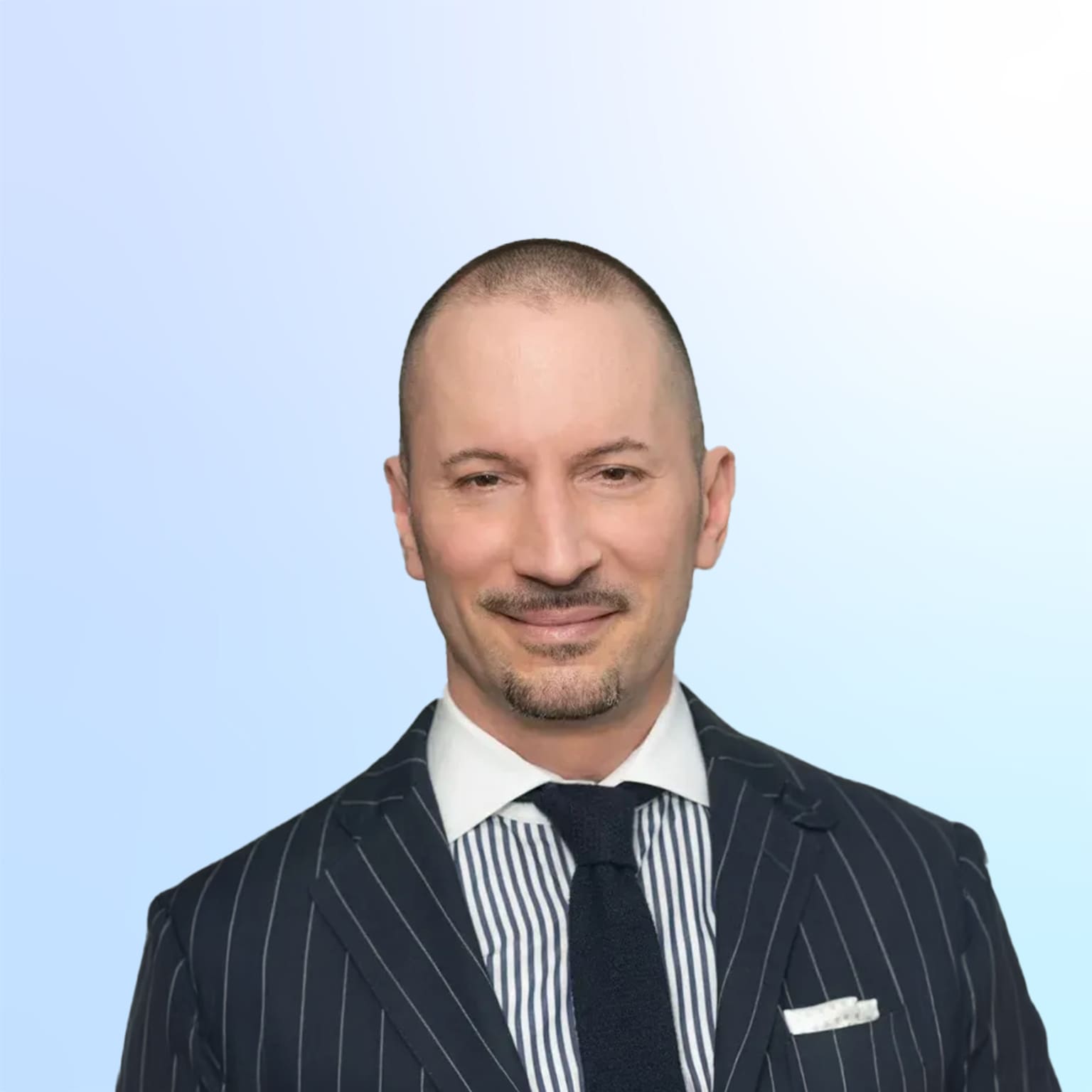 Eric Larsen headshot