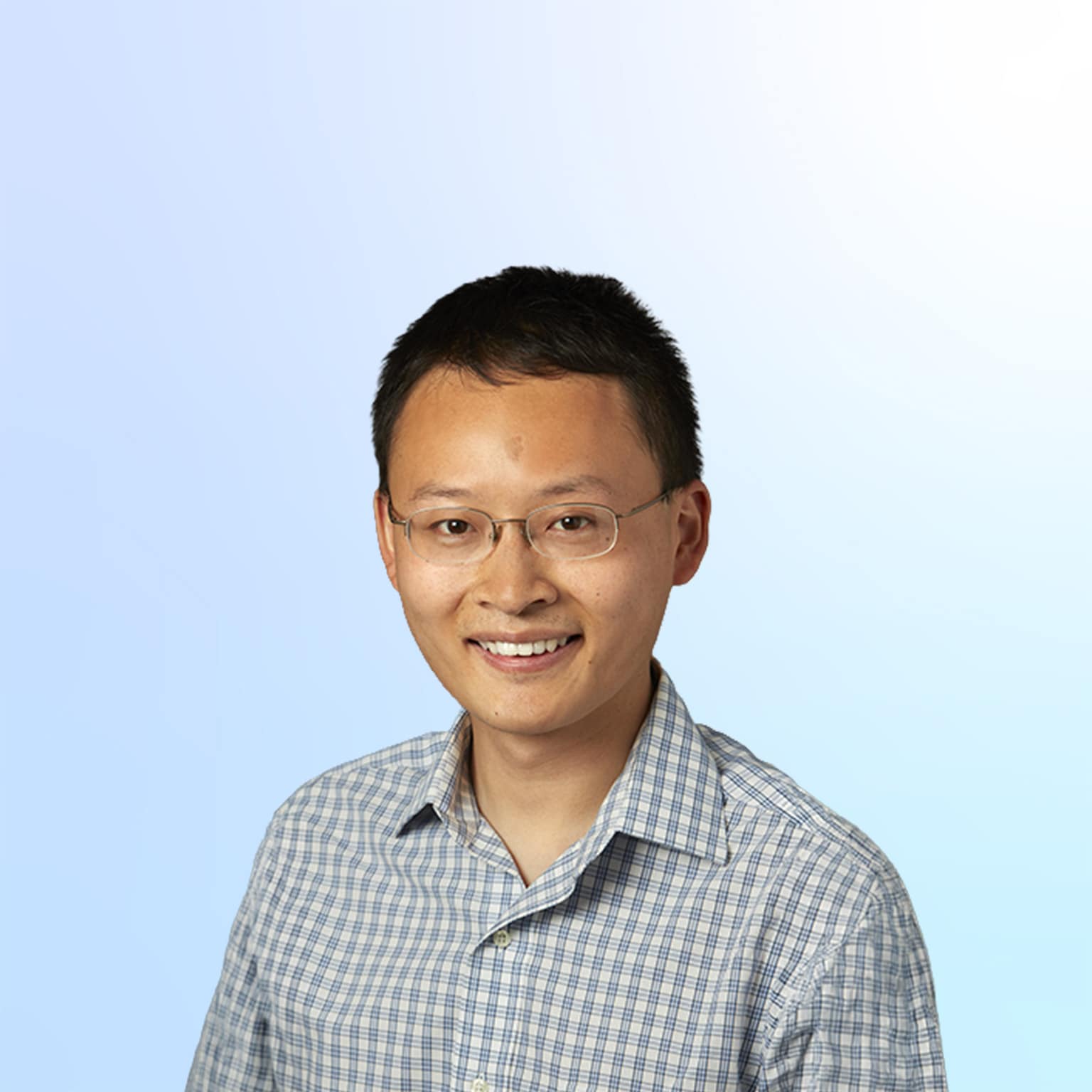 James Zou headshot