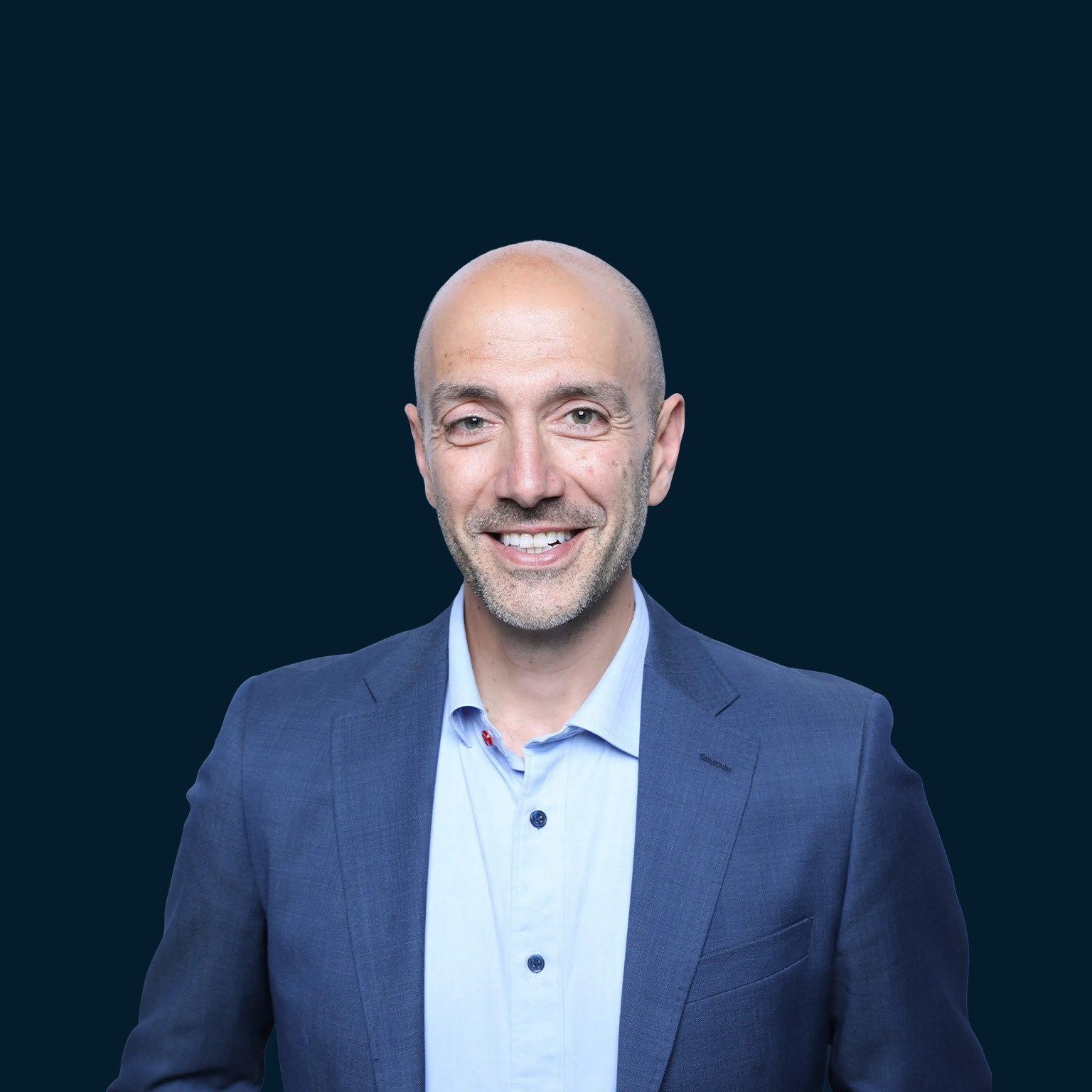Alex Condoleon headshot