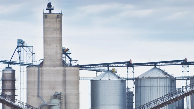 Ethanol and corn markets: Impact from the E15 gasoline waiver