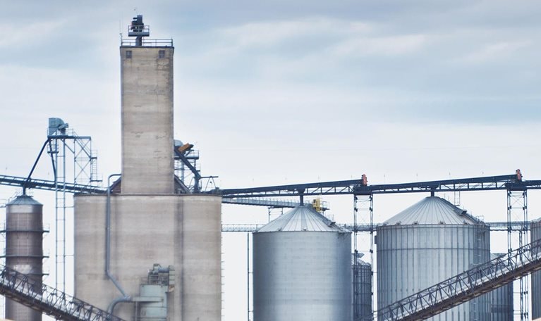 Ethanol and corn markets: Impact from the E15 gasoline waiver