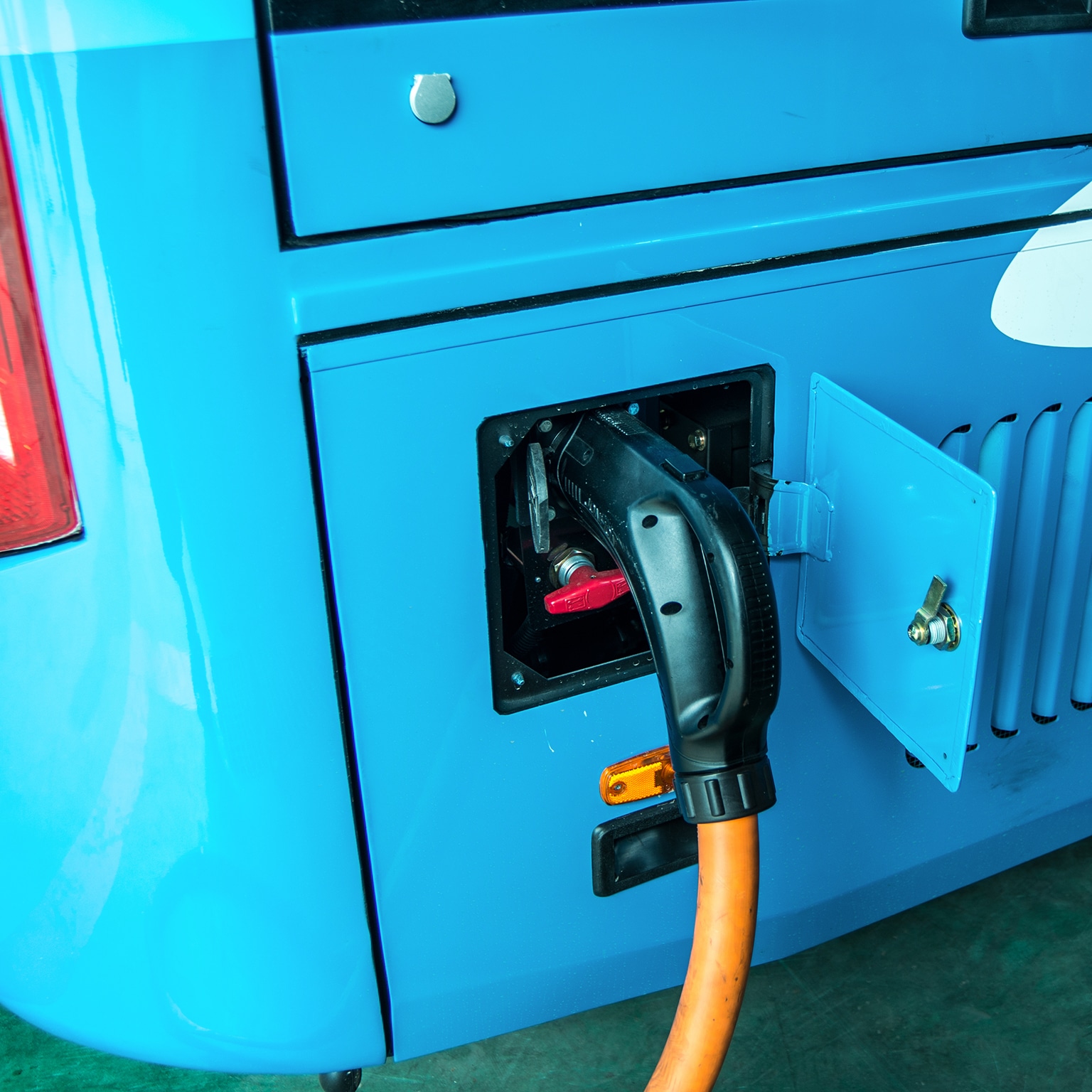 The European electric bus market is charging ahead, but how will it develop?